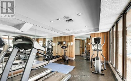 802 - 4235 Sherwoodtowne Boulevard, Mississauga, ON - Indoor Photo Showing Gym Room