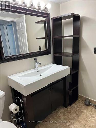 802 - 4235 Sherwoodtowne Boulevard, Mississauga, ON - Indoor Photo Showing Bathroom