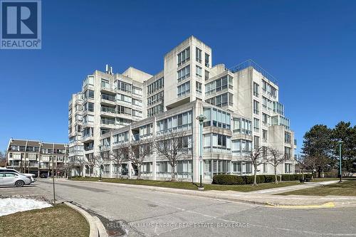 112 - 25 Cumberland Lane, Ajax (South West), ON - Outdoor With Facade