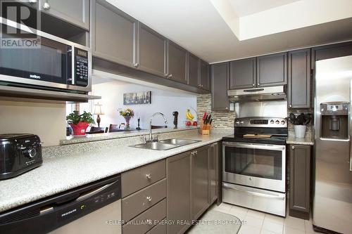 112 - 25 Cumberland Lane, Ajax (South West), ON - Indoor Photo Showing Kitchen With Double Sink