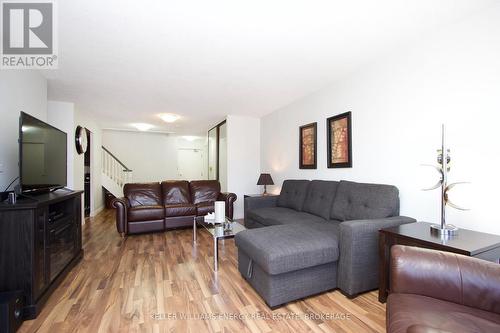 112 - 25 Cumberland Lane, Ajax (South West), ON - Indoor Photo Showing Living Room