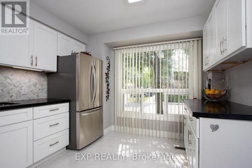 62 - 75 Ansondale Road, London, ON - Indoor Photo Showing Kitchen