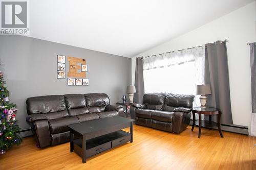 12 Tuckett St, Sault Ste. Marie, ON - Indoor Photo Showing Living Room