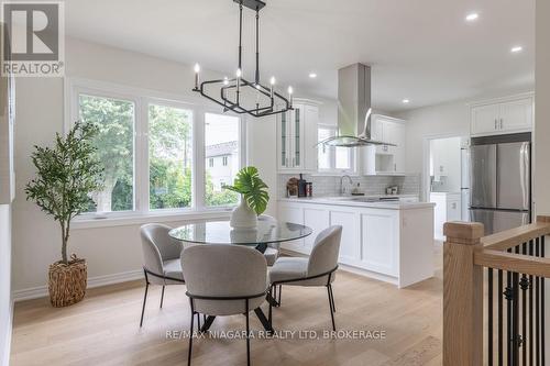 17 Glenbarr Road W, St. Catharines (461 - Glendale/Glenridge), ON - Indoor Photo Showing Dining Room