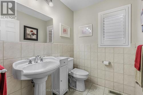 4501 Frances Crescent, Lincoln (982 - Beamsville), ON - Indoor Photo Showing Bathroom