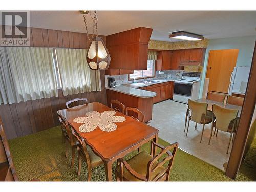 2245 Bealby Road, Nelson, BC - Indoor Photo Showing Dining Room