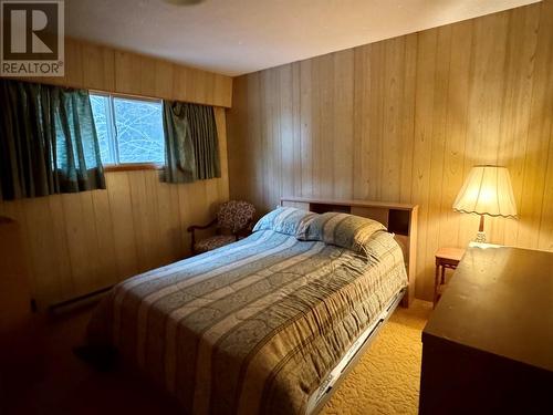 2245 Bealby Road, Nelson, BC - Indoor Photo Showing Bedroom