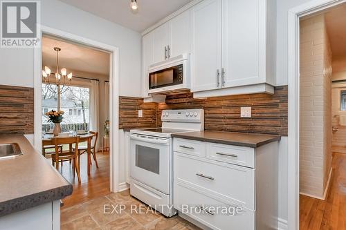 528 Penhill Avenue, Ottawa, ON - Indoor Photo Showing Kitchen