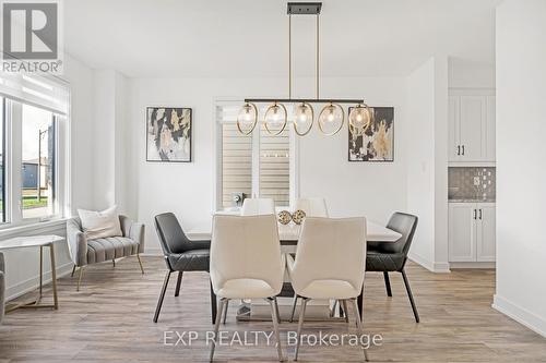 603 Noriker Court, Ottawa, ON - Indoor Photo Showing Dining Room