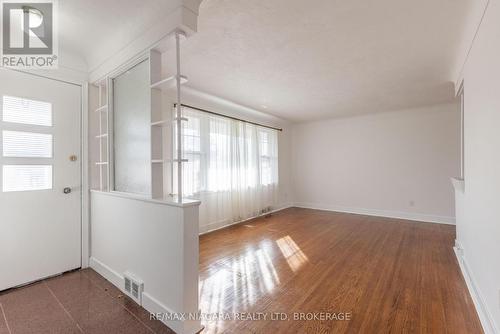 Main - 14 Sullivan Drive, St. Catharines (443 - Lakeport), ON - Indoor Photo Showing Other Room