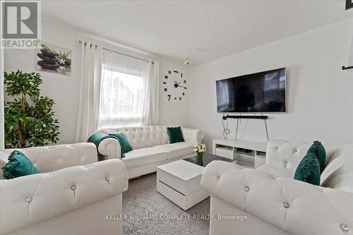 23 John Street, Welland (768 - Welland Downtown), ON - Indoor Photo Showing Living Room