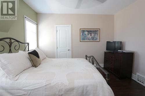 58 Wemyss St, Sault Ste. Marie, ON - Indoor Photo Showing Bedroom