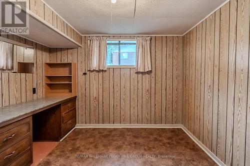 18 Calverley Street, Orillia, ON - Indoor Photo Showing Other Room