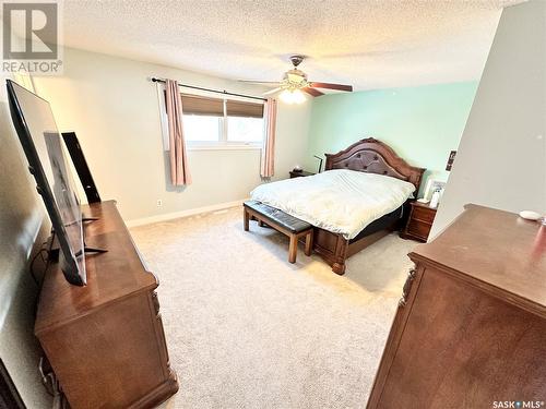 602 Brimacombe Drive, Weyburn, SK - Indoor Photo Showing Bedroom