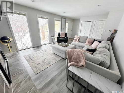 602 Brimacombe Drive, Weyburn, SK - Indoor Photo Showing Living Room