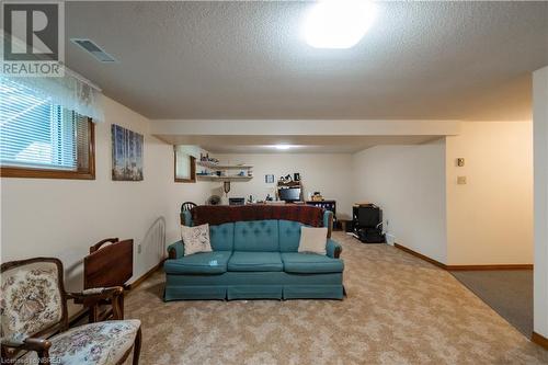 624 Lakeshore Drive Unit# 37, North Bay, ON - Indoor Photo Showing Living Room