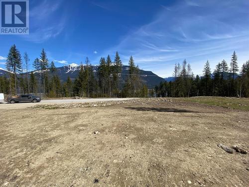 7974 Arrowhead Road, Revelstoke, BC 