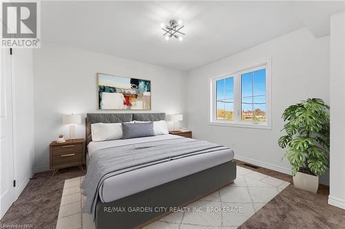 25 Haight Street, St. Catharines (455 - Secord Woods), ON - Indoor Photo Showing Bedroom