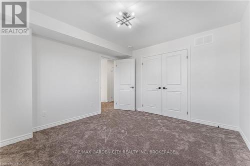 25 Haight Street, St. Catharines (455 - Secord Woods), ON - Indoor Photo Showing Other Room