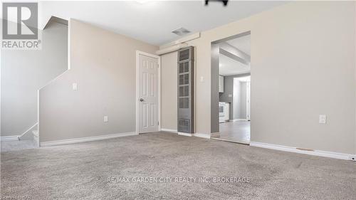 150 Iva Street, Welland, ON - Indoor Photo Showing Other Room