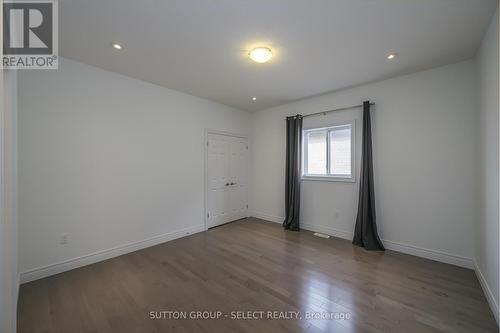 2421 Humberside Common, London, ON - Indoor Photo Showing Other Room