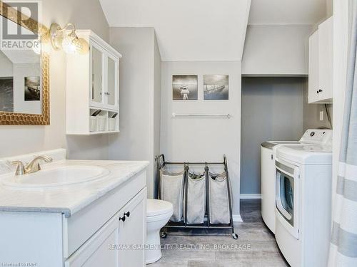 43 St George Street, St. Catharines, ON - Indoor Photo Showing Laundry Room