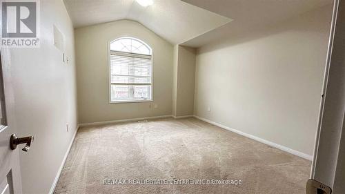 32 Gibbs Road, Brampton, ON - Indoor Photo Showing Other Room