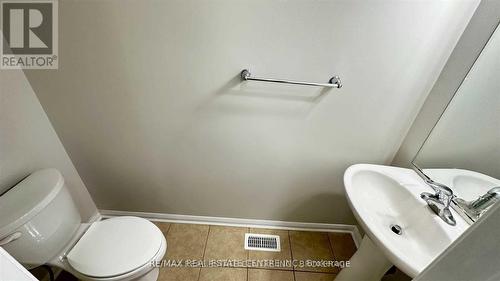 32 Gibbs Road, Brampton, ON - Indoor Photo Showing Bathroom