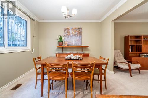 3 San Paulo Drive, Hamilton, ON - Indoor Photo Showing Dining Room