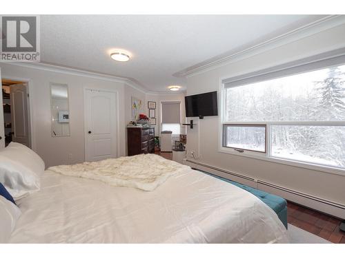 10717 Willowview Drive, Dawson Creek, BC - Indoor Photo Showing Bedroom