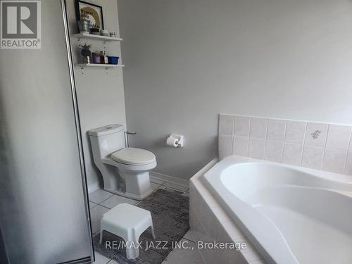 1129 Gossamer Drive, Pickering (Liverpool), ON - Indoor Photo Showing Bathroom