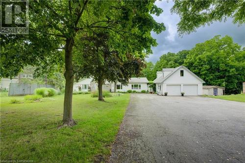 parking for 10 cars in the driveway - 1164 Brantford Highway, Cambridge, ON - Outdoor