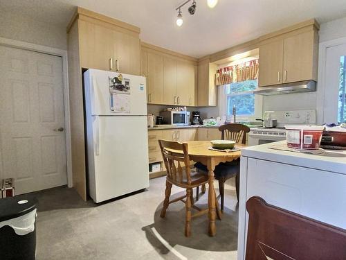 Kitchen - 190  - 194 Rue St-Alphonse S., Thetford Mines, QC - Indoor Photo Showing Kitchen