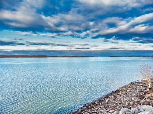 Vue sur l'eau - 1023 Ch. Du Chenal-Du-Moine, Sainte-Anne-De-Sorel, QC - Outdoor With Body Of Water With View