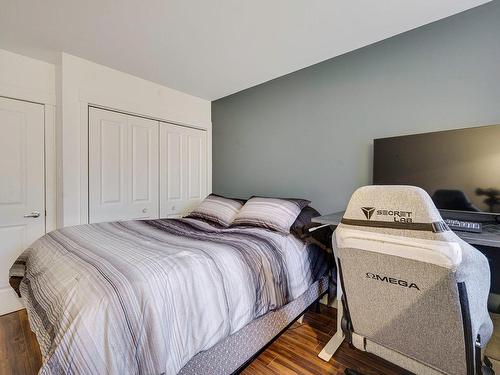 Chambre Ã Â coucher - 01-26 Rue Louis-Jolliet, Saint-Jérôme, QC - Indoor Photo Showing Bedroom