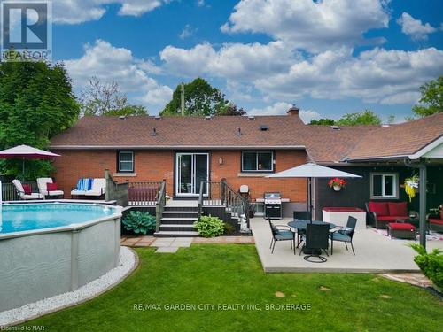 3480 Callan Street, Niagara Falls, ON - Outdoor With Above Ground Pool