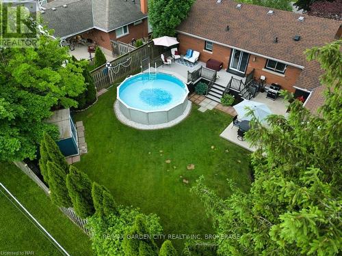 3480 Callan Street, Niagara Falls, ON - Outdoor With Above Ground Pool