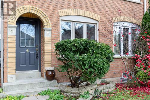 2185 Oakpoint Road, Oakville, ON - Outdoor With Exterior