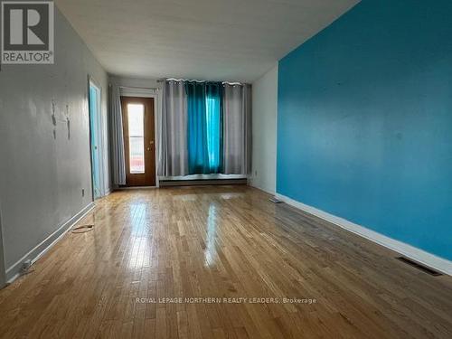 300 Elm Street S, Timmins, ON - Indoor Photo Showing Other Room