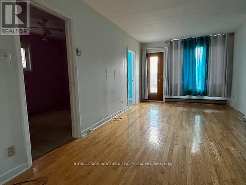 300 Elm Street S, Timmins, ON - Indoor Photo Showing Other Room