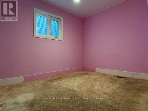 300 Elm Street S, Timmins, ON - Indoor Photo Showing Other Room