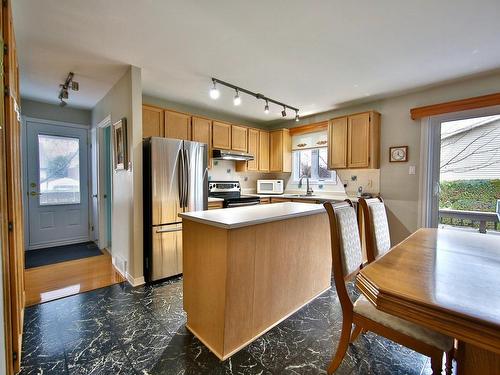 Kitchen - 3520 Rue Loiselle, Longueuil (Saint-Hubert), QC - Indoor Photo Showing Kitchen