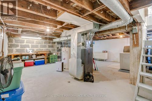 541 Smerdon Street, Prescott And Russell, ON - Indoor Photo Showing Basement