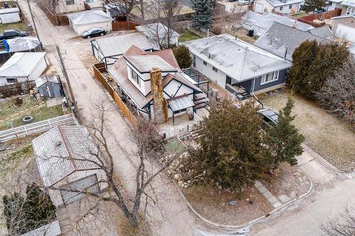 10 Rowe Street, Winnipeg, MB - Outdoor