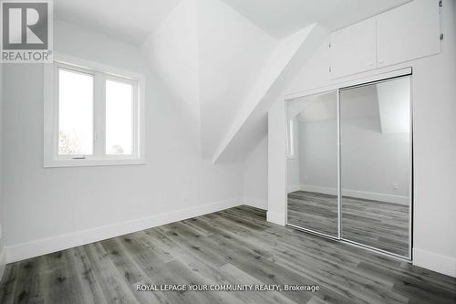 352 Main St N Street, Markham, ON - Indoor Photo Showing Other Room