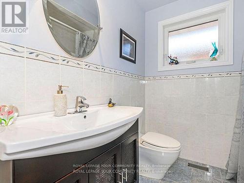 38 Vanguard Drive, Toronto, ON - Indoor Photo Showing Bathroom