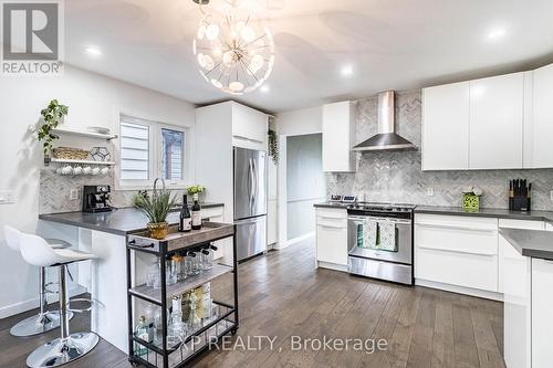 212 Sixth Street, Toronto, ON - Indoor Photo Showing Kitchen With Upgraded Kitchen