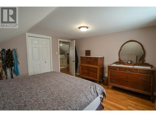 148 309Th Avenue, Kimberley, BC - Indoor Photo Showing Bedroom