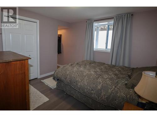 148 309Th Avenue, Kimberley, BC - Indoor Photo Showing Bedroom