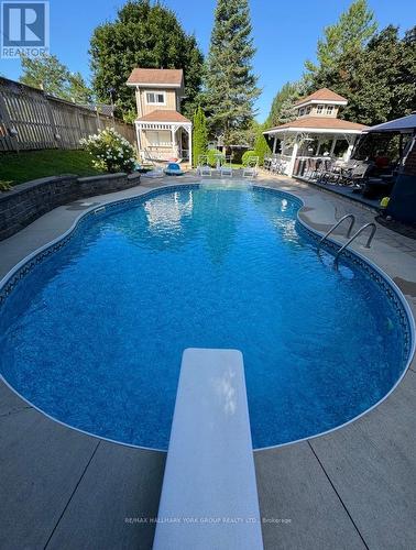 10 Dafoe Street, Uxbridge, ON - Outdoor With In Ground Pool With Backyard